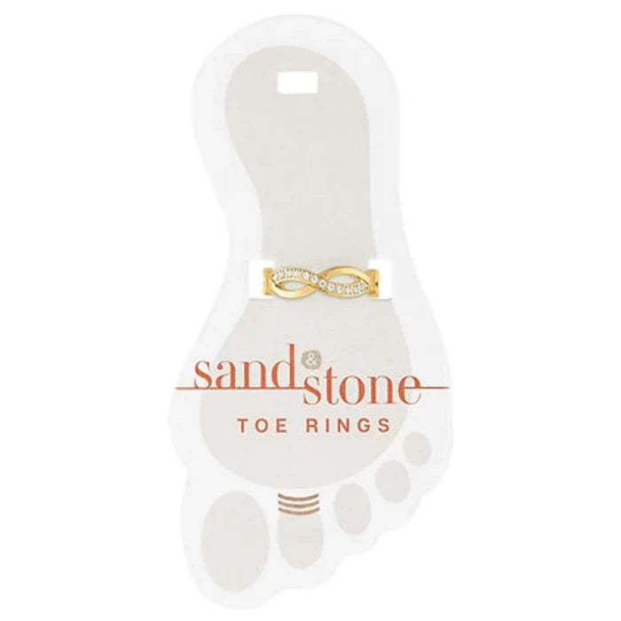 Stylish gold toe rings adorned with sandstone patterns, highlighting a distinctive and artistic design for fashionable wear.