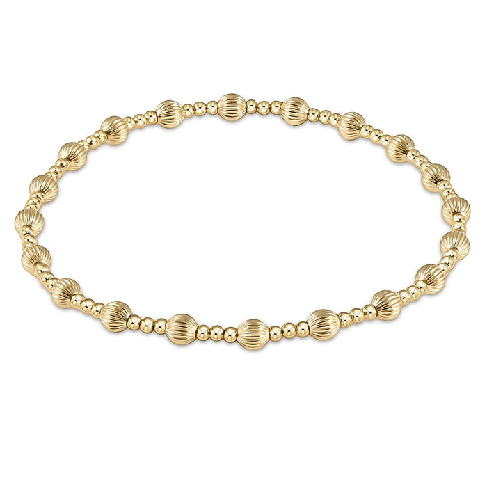 This bracelet transcends seasonal trends, making it a reliable accessory investment.