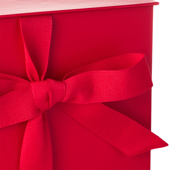 Hallmark : 7.2" Solid Red Large Square Gift Box