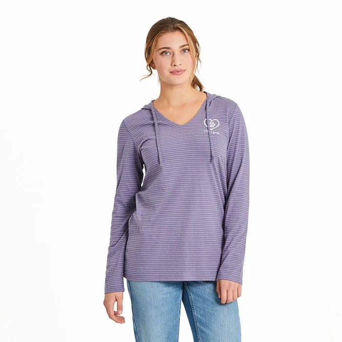 Front view of woman wearing Life Is Good Women’s Pet Paw Crusher Hooded Tee with paw print heart design