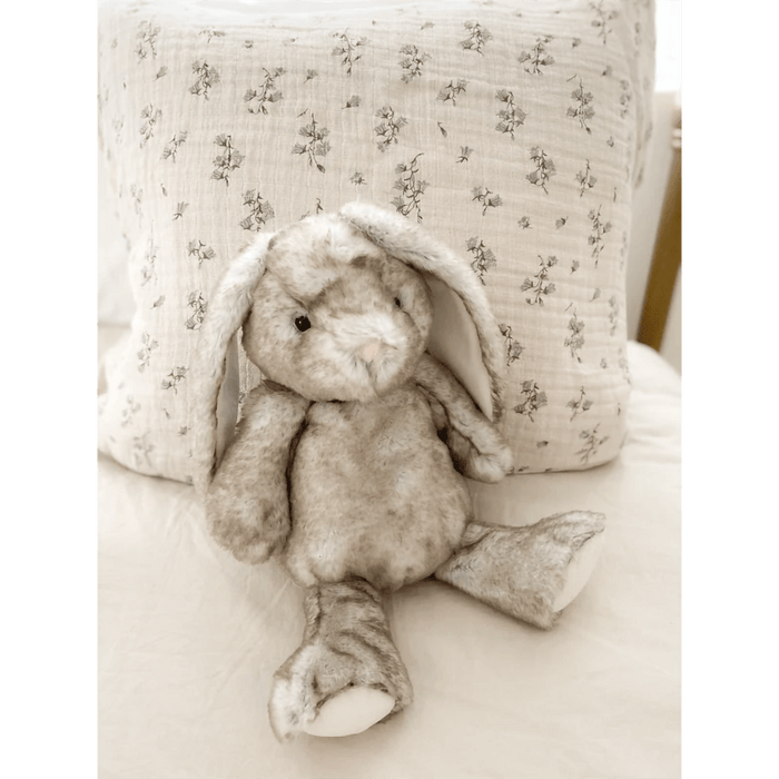 Mon Ami : Hadley the Hare