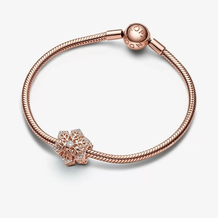 "PANDORA : Festive Snowflake Charm -"