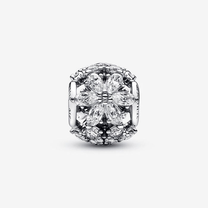 "PANDORA : Sparkling Herbarium Cluster Round Charm -"