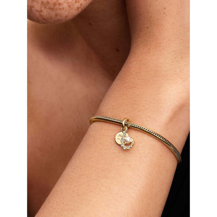Shop in-store at Annie's Hallmark locations in Londonderry and Salem, NH, or explore our full selection online.
