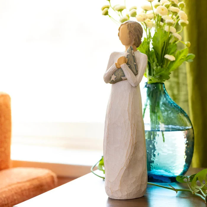 Willow Tree : Hero - We honor thee, keeping safe your memory