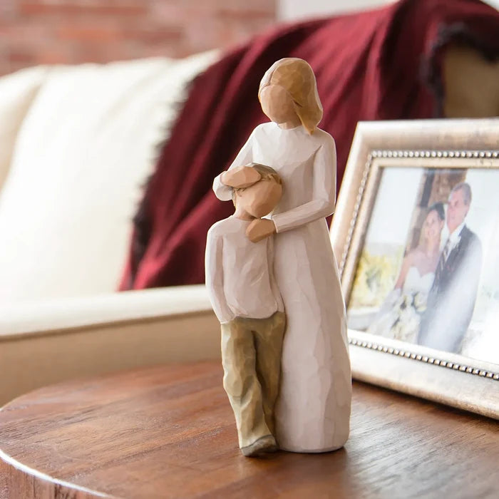 Willow Tree : Mother and Son - Celebrating the bond of love between mothers and sons